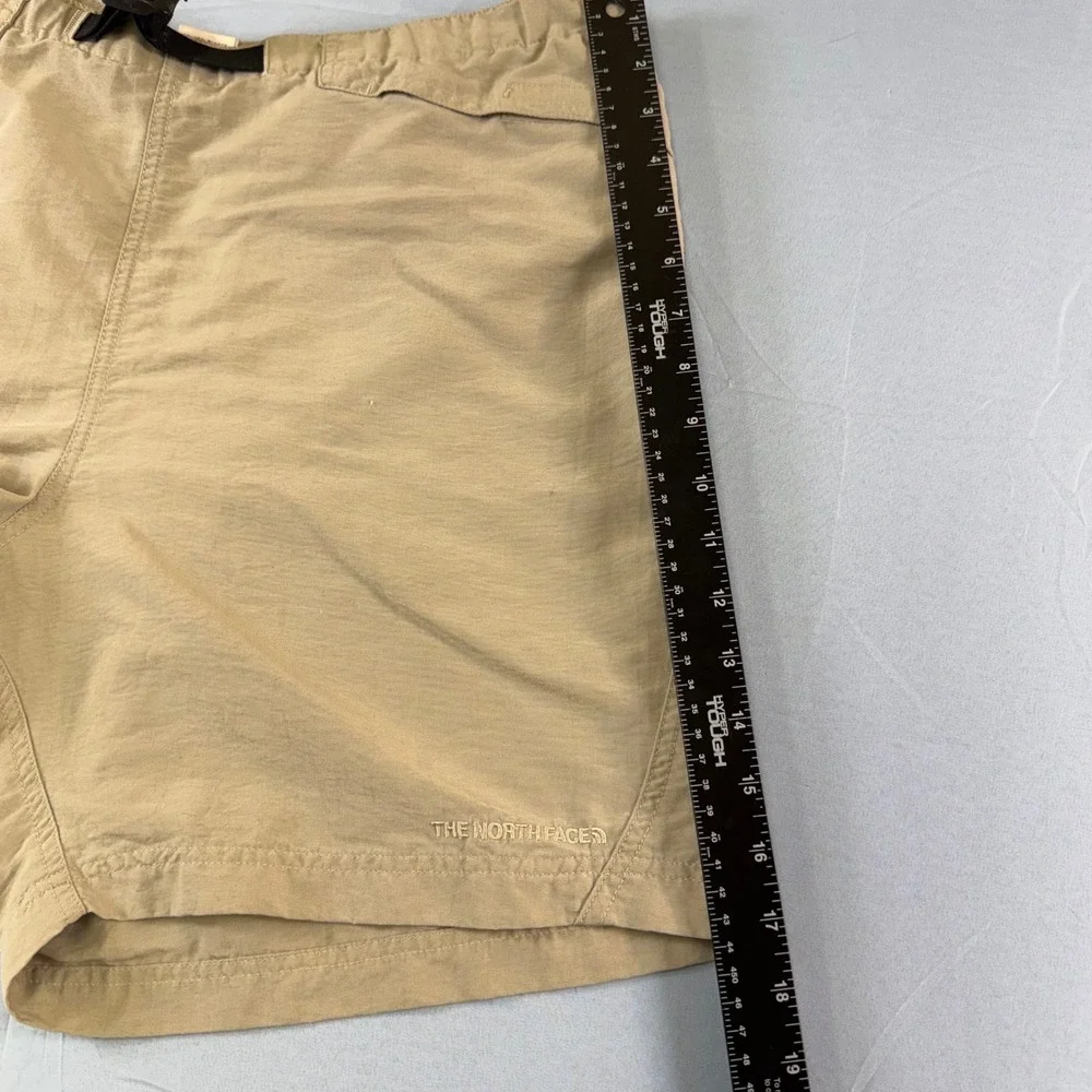 The North Face Mens Large Tan Nylon Hiking Shorts Mesh Lined‎ Belted RN61661